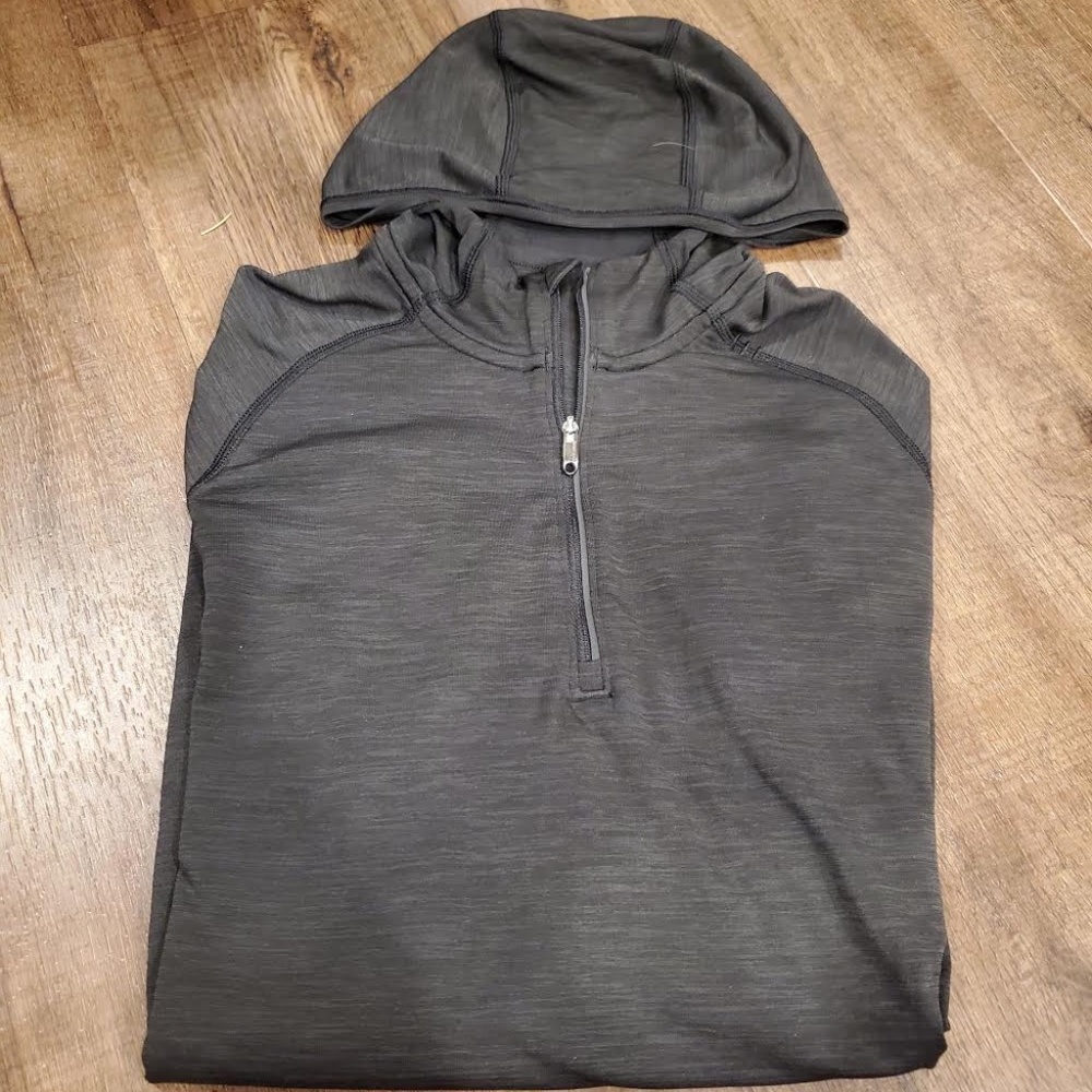 lululemon Men’s Metal Vent Tech Hoodie